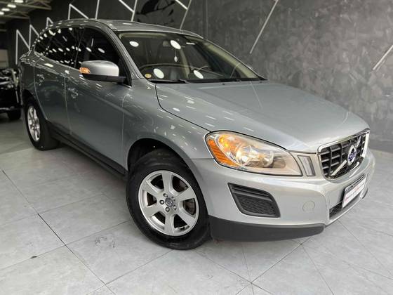 VOLVO XC60 3.0 COMFORT AWD TURBO GASOLINA 4P AUTOMÁTICO
